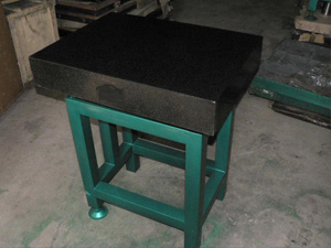 數(shù)控滑臺在科研設(shè)備中的應(yīng)用